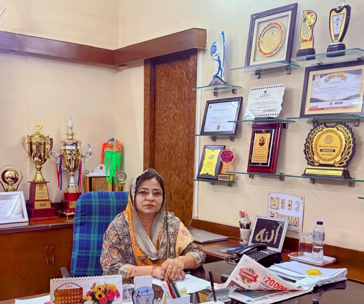 Mrs. Farzana Saleem, Principal