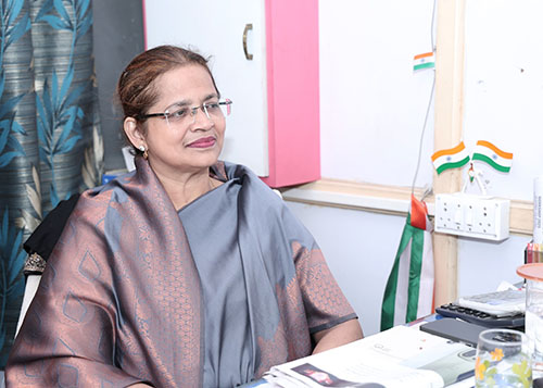 Mrs. Dure Shahwar – Principal, AHHS